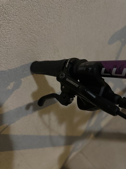 Bicicleta Berg Trailrock 3.0 modificada para manobras/dirt jump, vendo ou troco por trotinete elétrica em bom estado