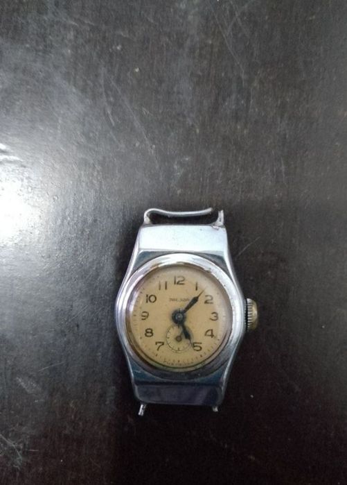 Продам часи за адекват