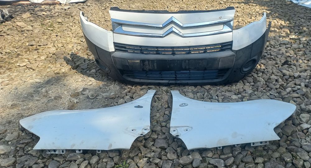 Передній бампер citroen berlingo 2009-2016 берлінго