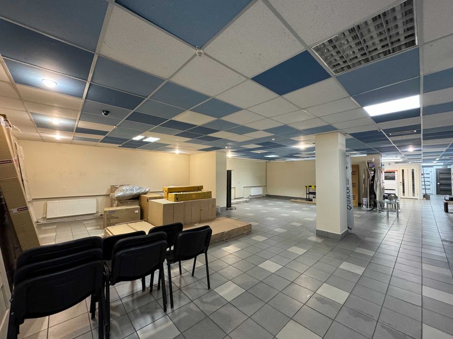 ПРОДАЖ окремого приміщення 1475м2 та ВЛАСНОЇ фасадної ділянки 42 СОТОК