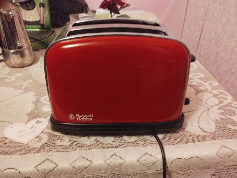Тостер RUSSELL HOBBS Colours Flame Red 18951-56