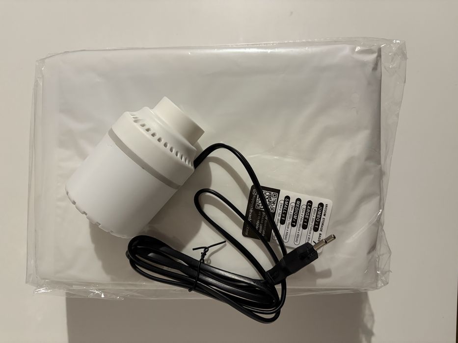 Pompka do worków próżniowych plus 3 worki