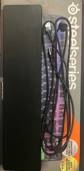 Sprzedam klawiaturę SteelSeries Apex Pro TKL