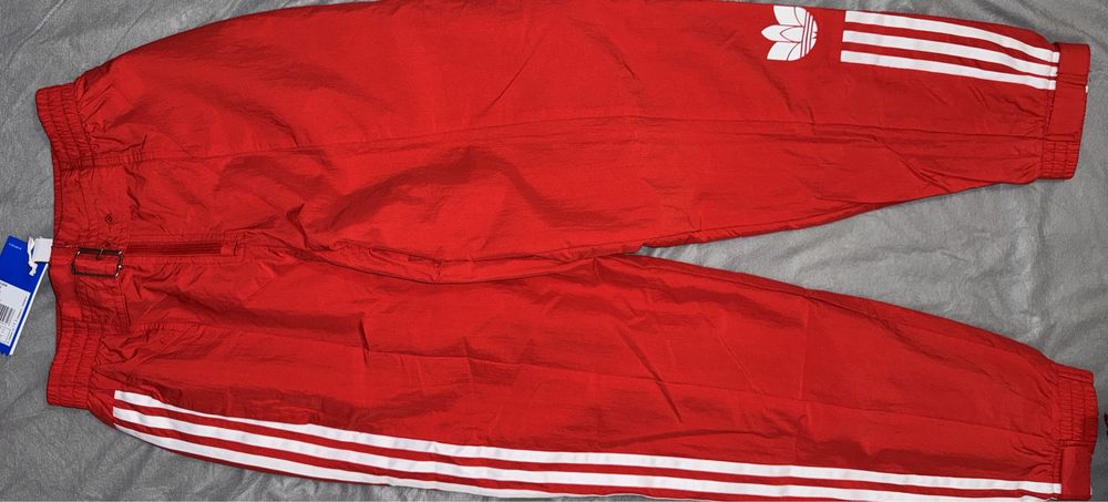 Спортивные брюки adidas