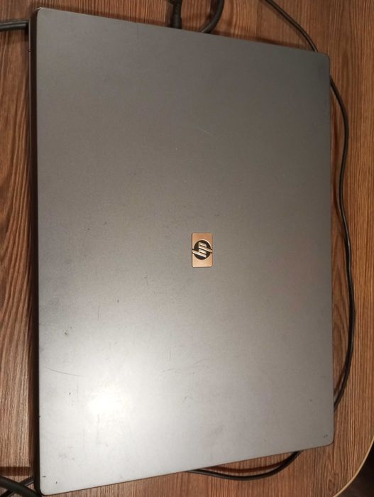 Ноутбук HP Compaq 510 c екраном 15.4