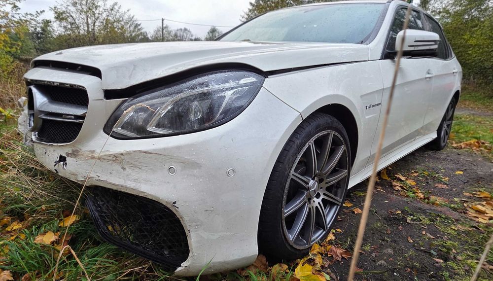 Mercedes AMG E63 W 212 rodzinne kombi.