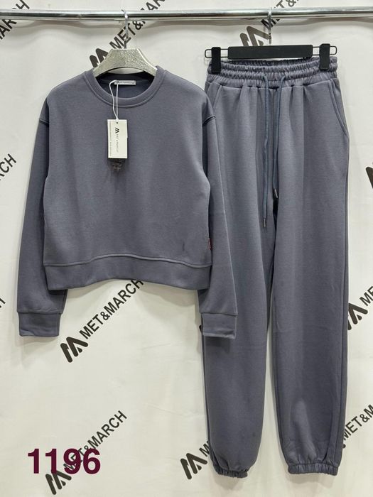 Жіночий костюм лакоста