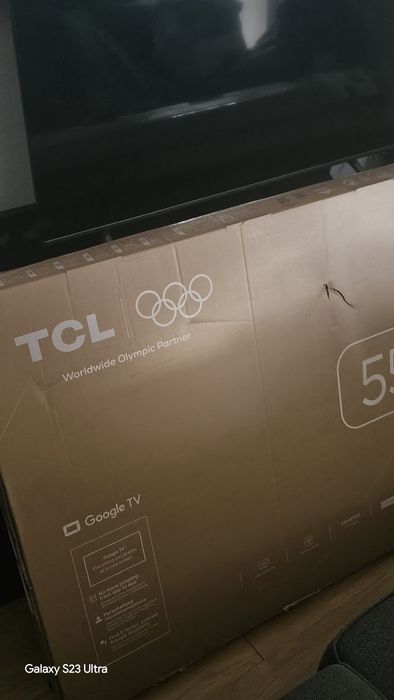 TV TCL 55" Avariada