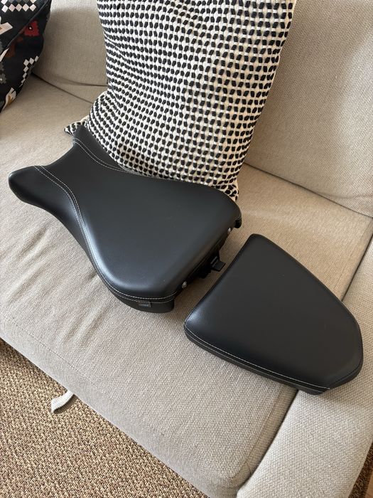 Banco preto para mota BMW Nine 9 T original