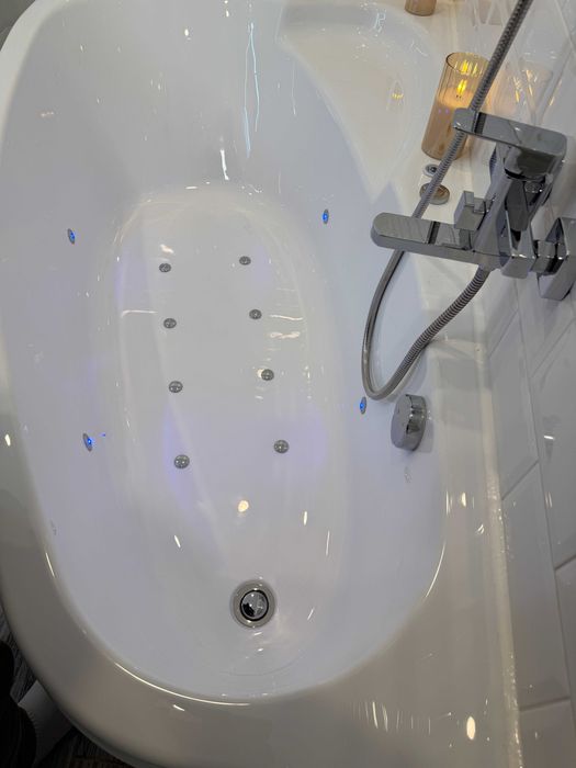 Квартира з Джакузі подобово , пр. Михайла Лушпи, 5, стильний інтер'єр