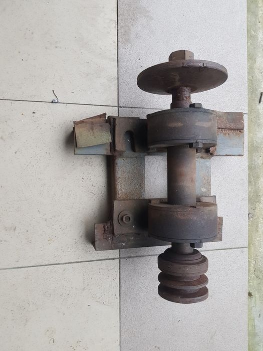 Wał do piły stołowej