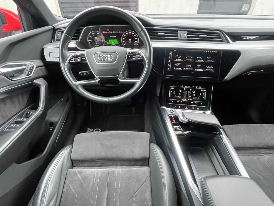 Audi e-Tron 55 S Line