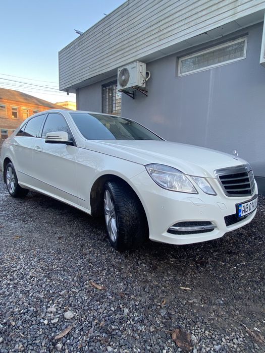 Mercedes-Benz E-Class  W 212  Avantgarde