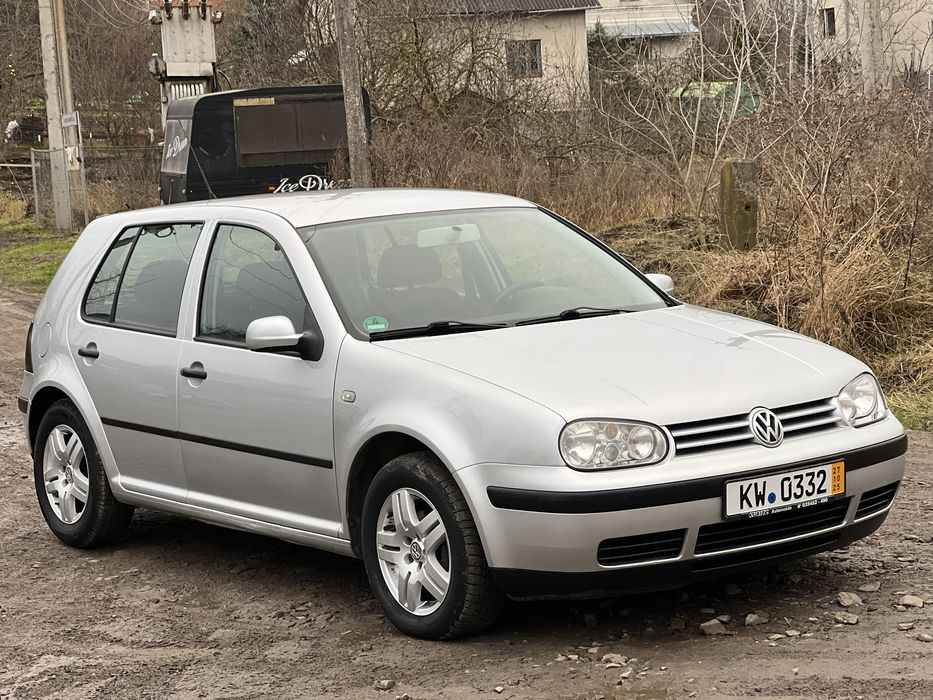 Продам VW Golf 1.6 бензин АВТОМАТ
