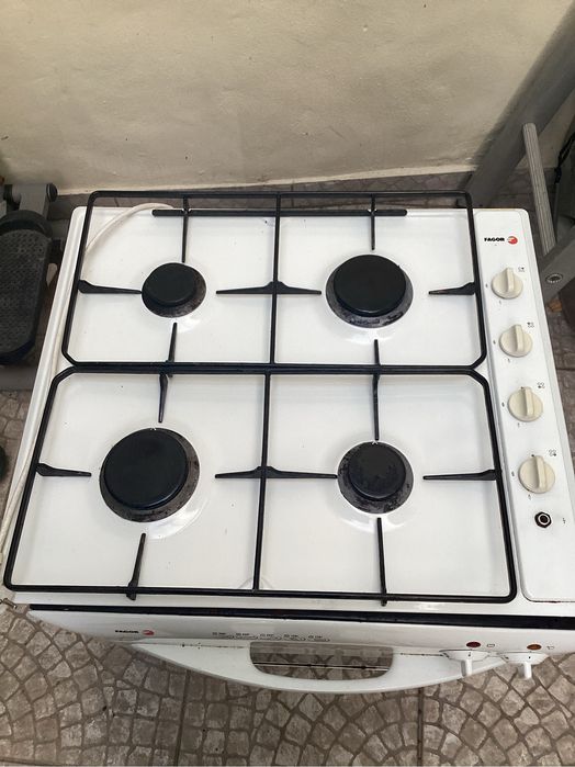 Forno elétrico e placa a gás da FAGOR