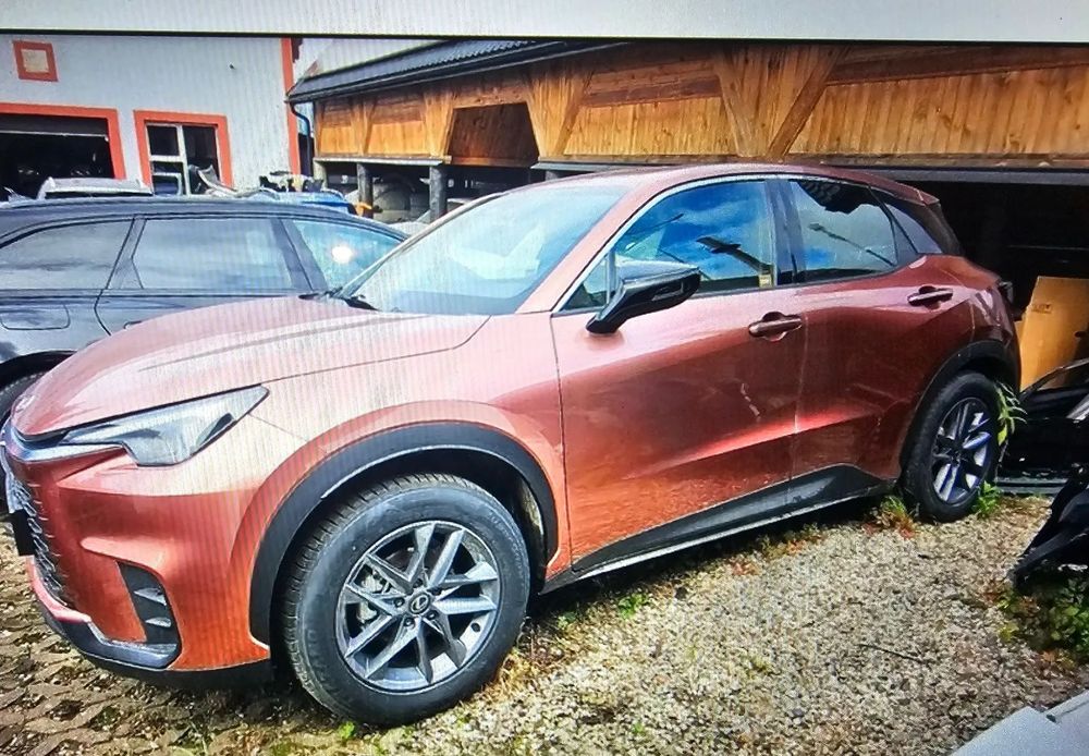 Lexus LBX