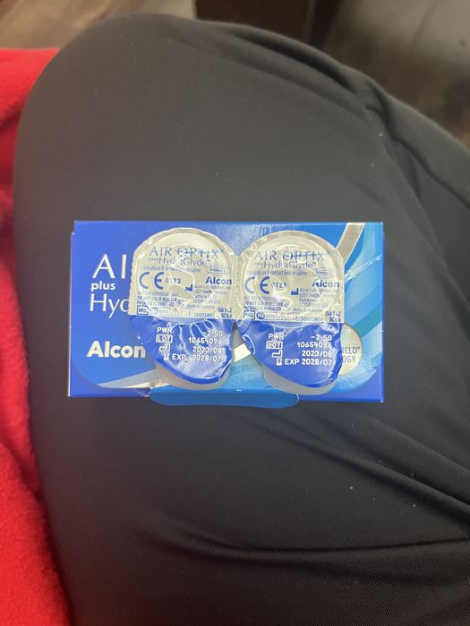 Soczewki miesieczne -2,5  2 szt.