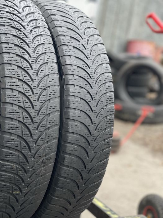 Шини Зимові 2шт 155/70 R19 Bridgestone Lm 500