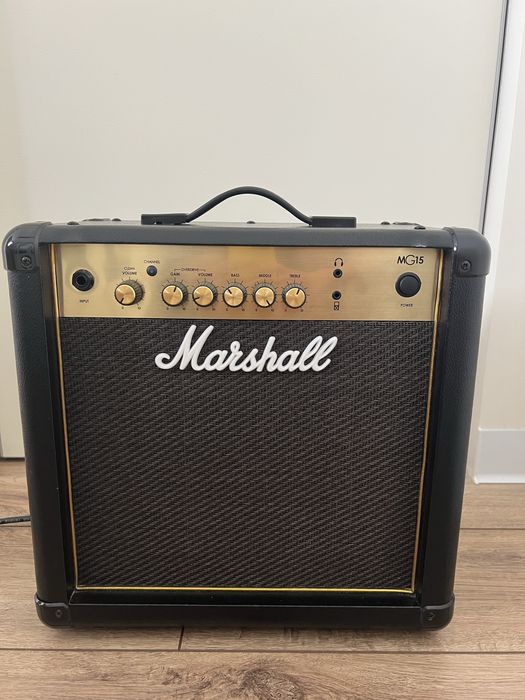 Marshall MG15 комбік