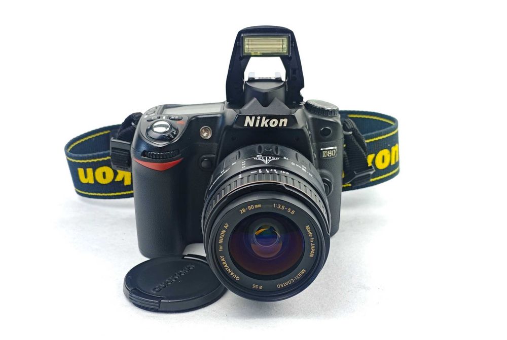 Дзеркальний фотоапарат Nikon D80 28-90mm 2Gb ["Викрутка" / CCD матриця]