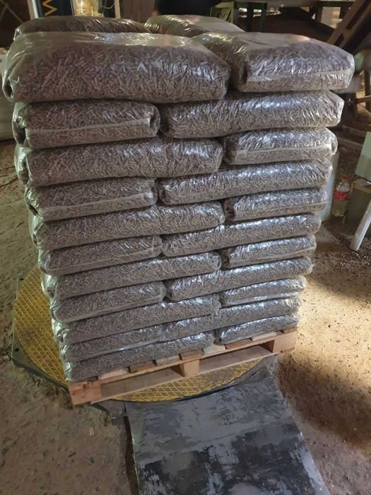 в наявності Пелети А1 сосна, пеллеты , древесные гранулы АКЦИЯ