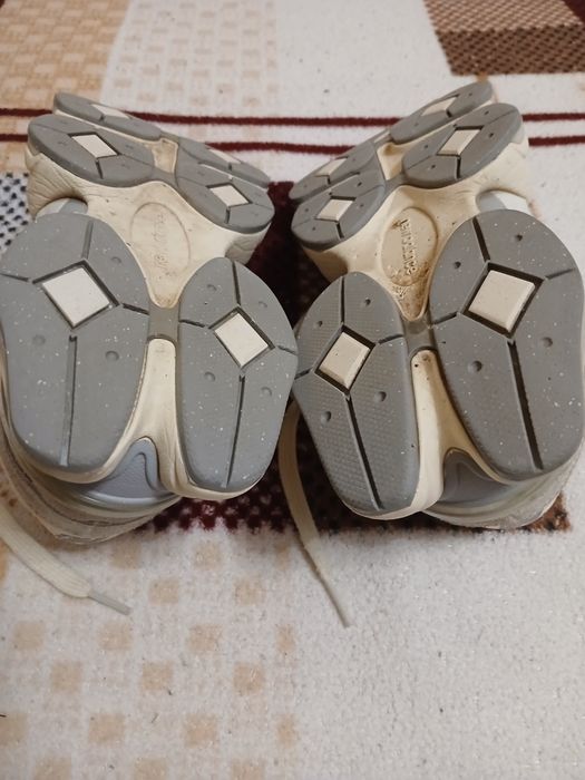 Жіночі кросівки New balans