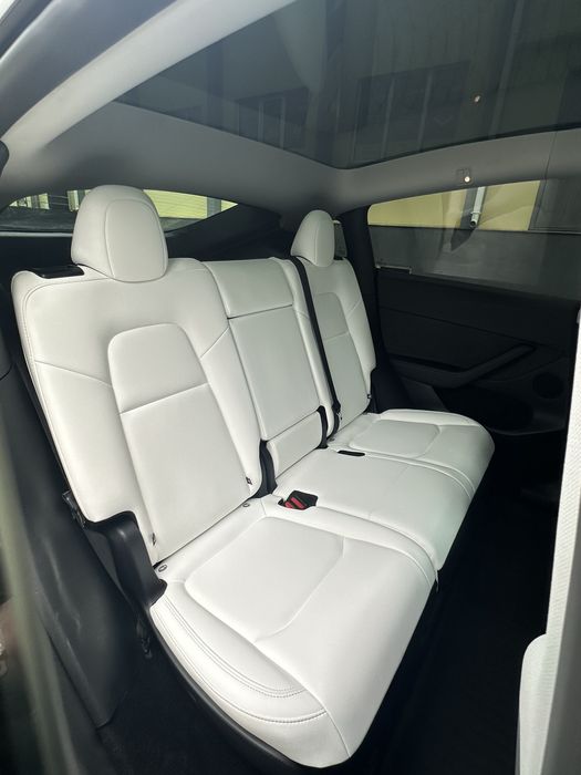 Tesla Model Y Long Range Dual Motor 2024 82.5 кіловат