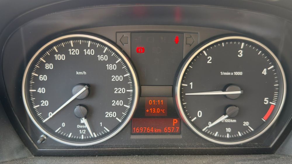 BMW X1 18 d sDrive Auto foto 3