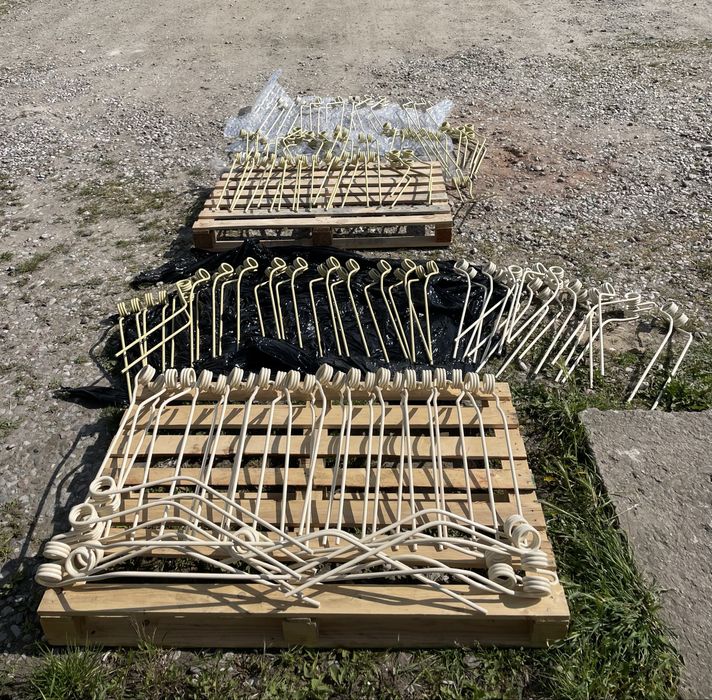 Palec zgrabiarki pokosowej Krone 153662.0 prawy wewnętrzny Germany