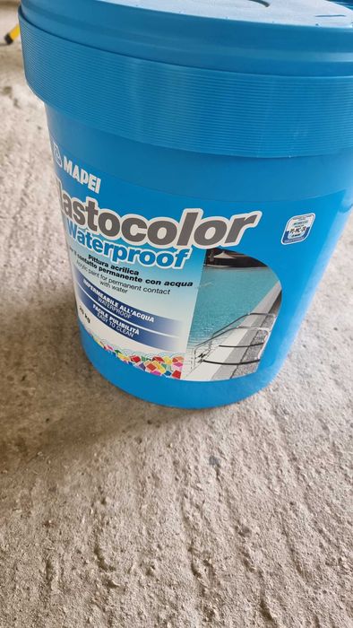 Farba basenowa Elastocolor Waterproof Mapei Ral 5015