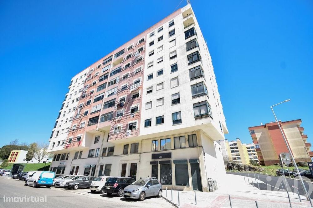 Apartamento T2 em Agualva e Mira-Sintra