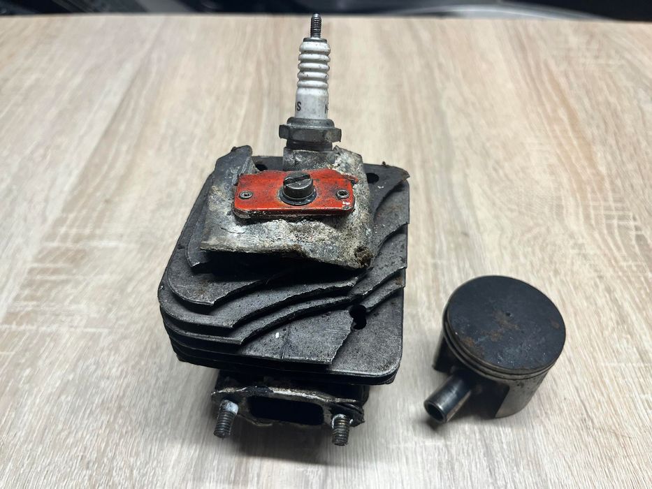 Stihl 08 08S Cylinder Tłok Komplet