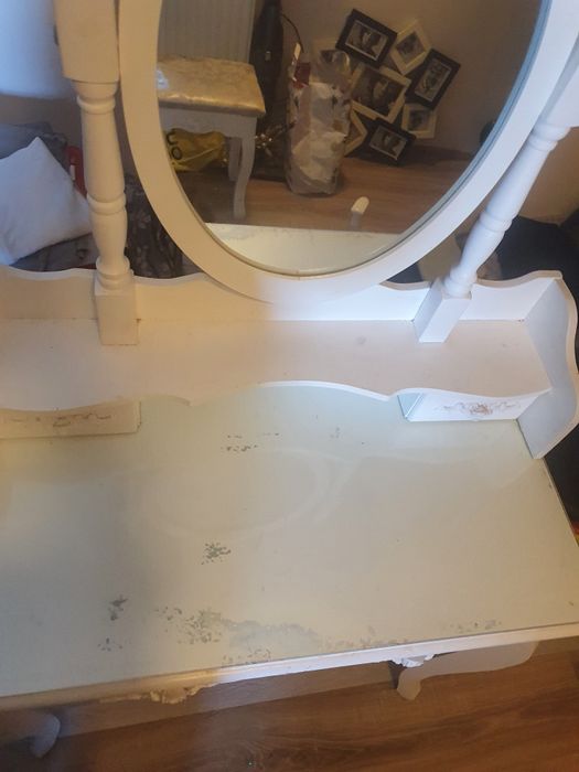 Toaletka dziecięca biała