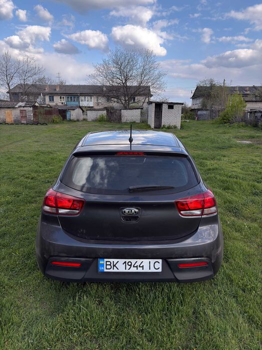 Продам Kia Rio 2018