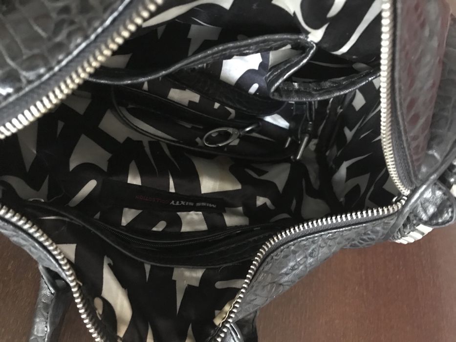 Mala de senhora Miss Sixty em preto