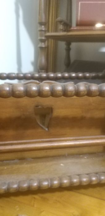 Porta livros ou revistas antigo