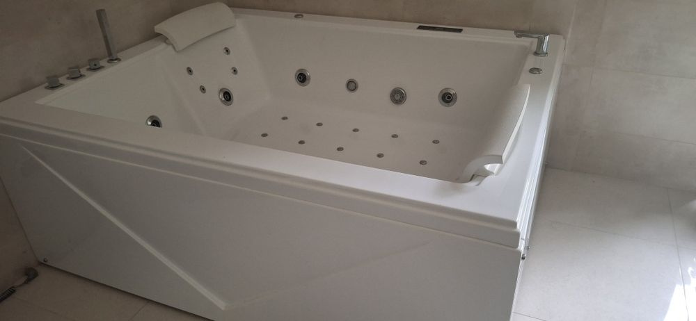 Wanna spa z hydromasazem