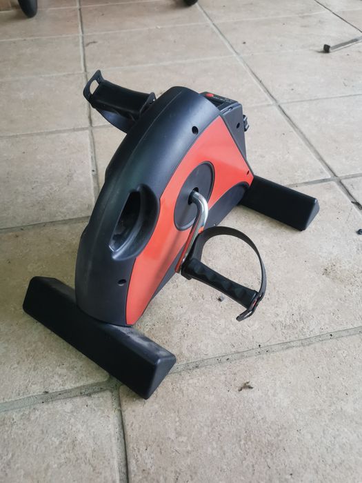 Máquina de pedalar427554021144023041
