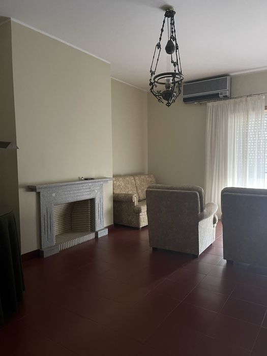 Castelo Branco - Arrenda-se T3 na Qta Dr Beirao