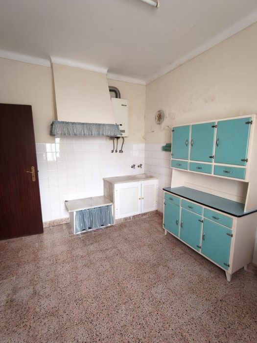Quinta a venda na rua Bernardino machado 31 vendas novas