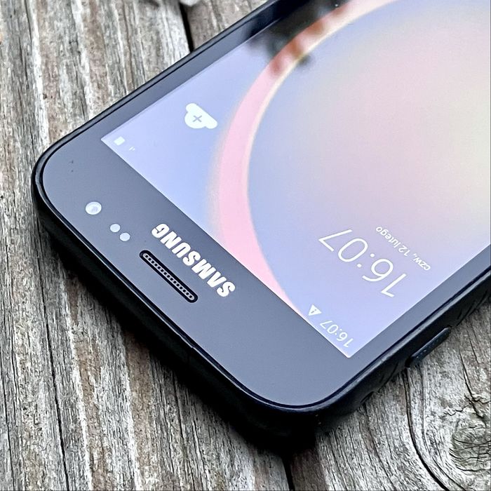 Smartfon Samsung xCover 4, pancerny, w pełni sprawny