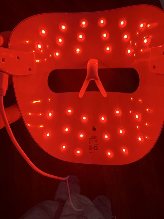 Máscara LED Eclair Therapy Mask - Cuidado Facial K-Beauty