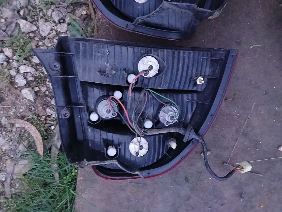 Faróis de em bom estado