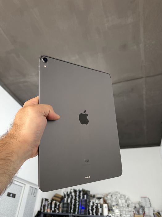 12.9" iPad Pro 3rd Gen (WiFi) - MTFL2LL/A айпед про