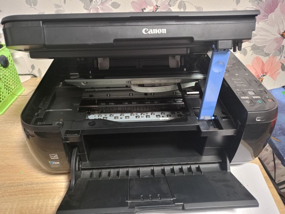 Принтер зі сканером