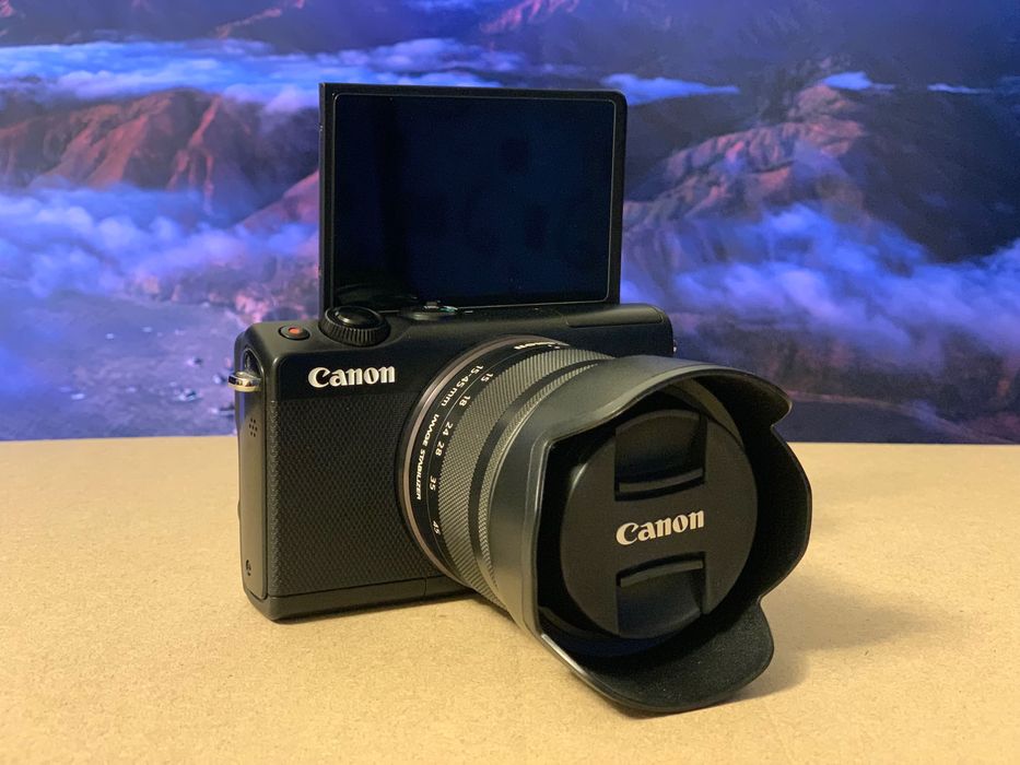 Canon EOS M100 15-45 IS STM