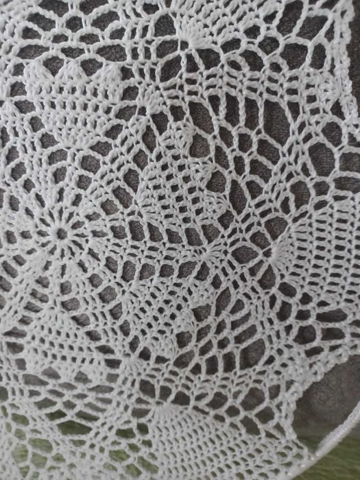 Ozdoba wykonana ręcznie na szydełku śr. 30 cm