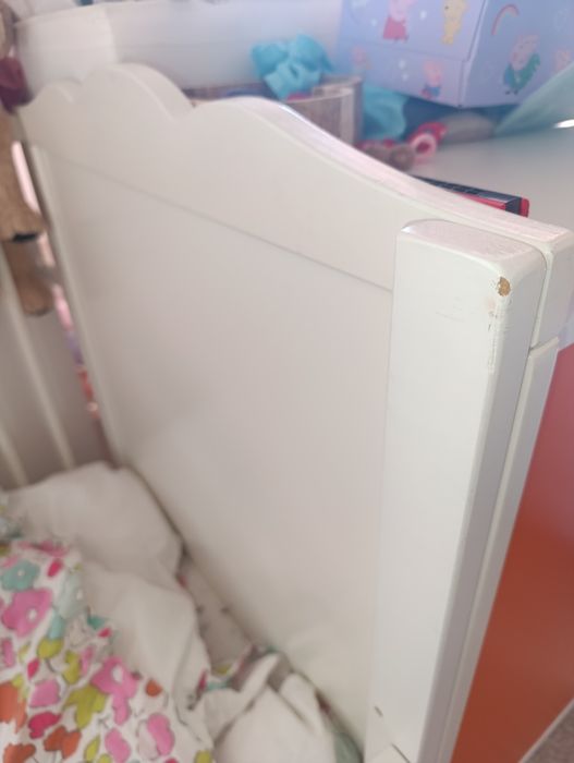 Białe łóżeczko niemowlęce,dziecięce Ikea HENSVIK z materacem pościelą
