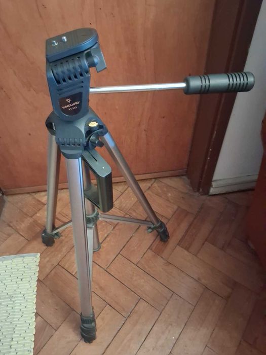 Tripé VANGUARD foto/cinema em estado novo
