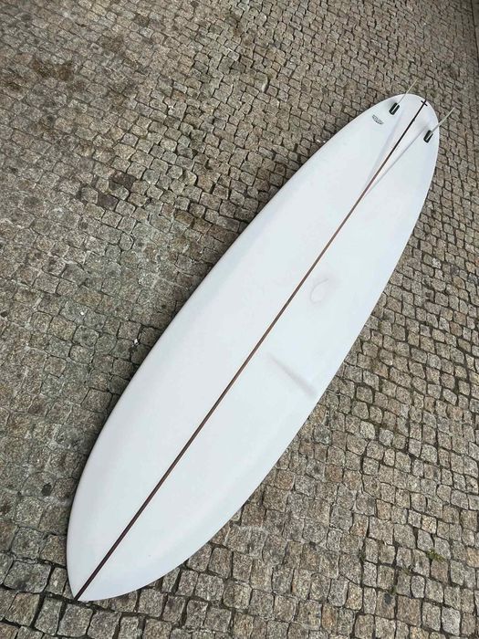 Surfboard 9’6 love Machine